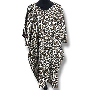 Chico's Chic Animal Print Knee Length T-Shirt Style Short Sleeve Kaftan